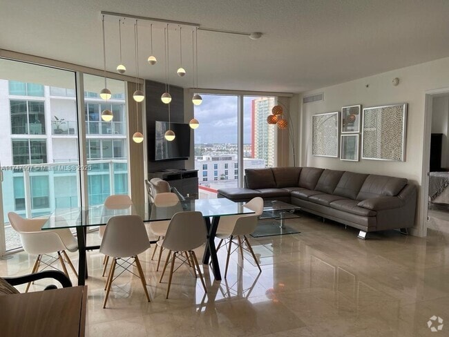 Building Photo - 250 Sunny Isles Blvd Unit 3-1003 Rental