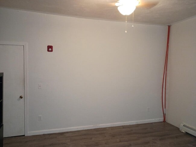 Building Photo - 146 Chandler St Unit 7