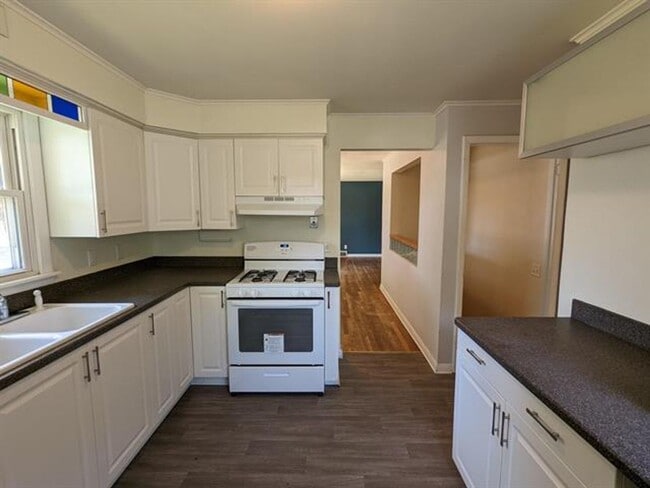 Photo - 4322 Doncaster Dr