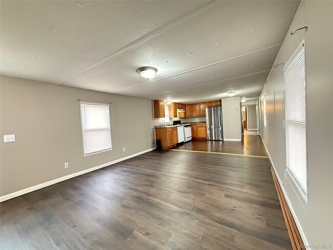 Photo - 349 W Main St