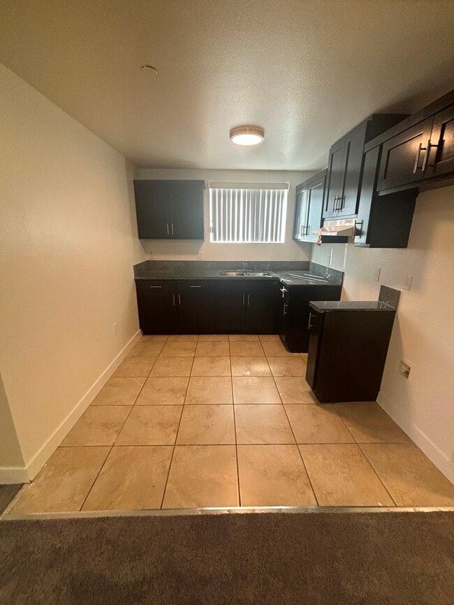 Photo - 347 E 107th St