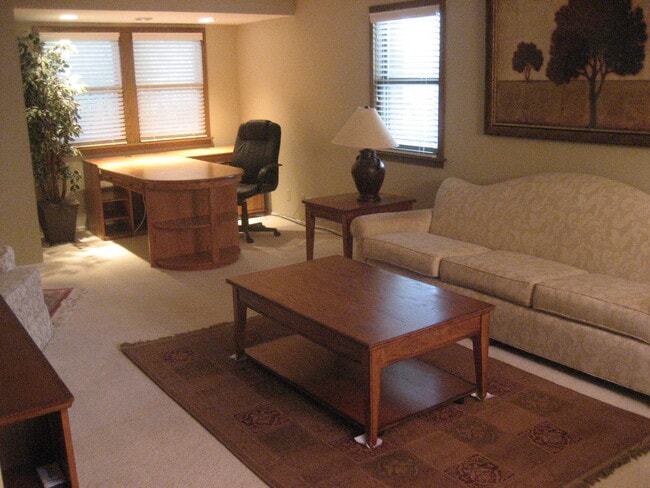 Photo - 15240 Marilyn Dr