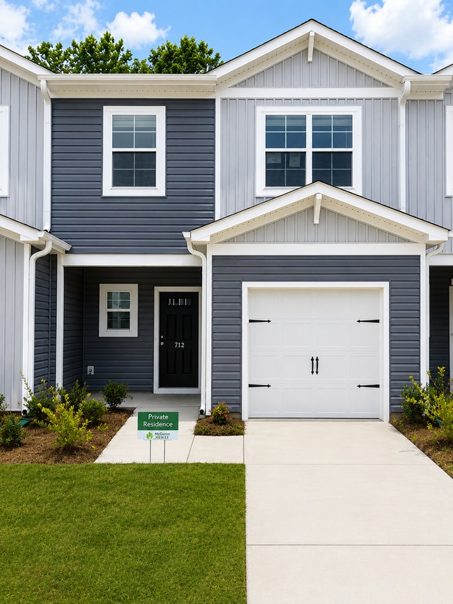 Building Photo - Modern Townhome with Spacious Open Floor Plan
