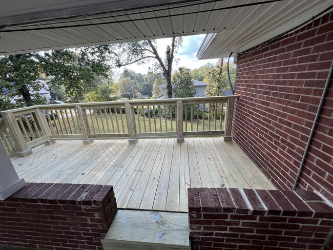 Photo - 3820 Orchard Rd SE