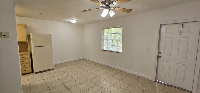 Photo - 9614 NW 5th Ave