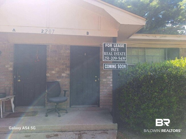 Photo - 2207 Wolf Ridge Rd
