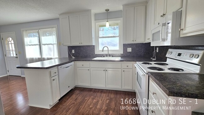 Photo - 16684 Dublin Rd SE Unit 1