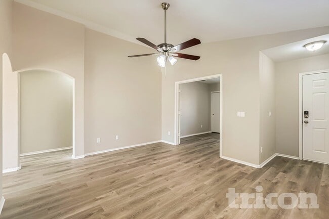 Photo - 12901 W Laurel Ln