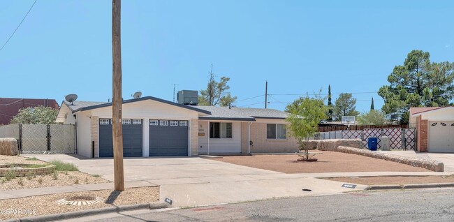 Photo - 10516 Cuesta Brava Ln