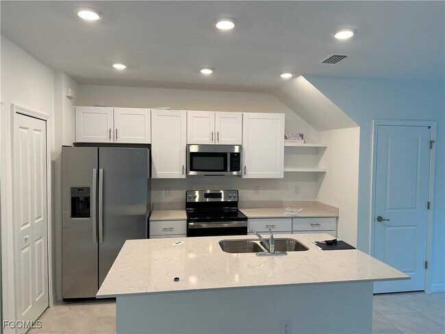 Photo - 14237 Oviedo Pl