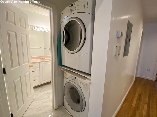 Photo - 230 Hanover St Unit 1