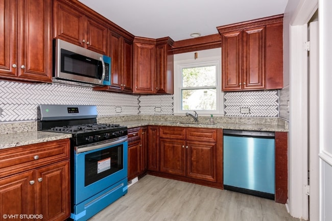 Photo - 1203 Grant St