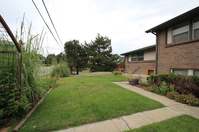 Photo - 12185 W 8th Ave