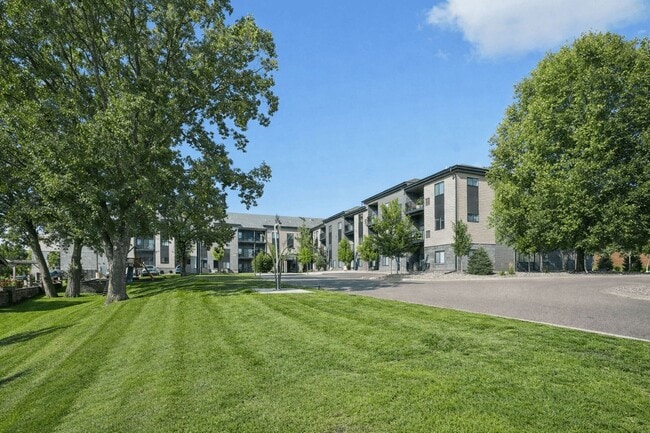 Building Photo - Aster Meadow