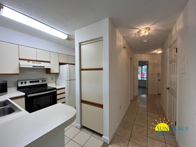 307 Southlake Ct
