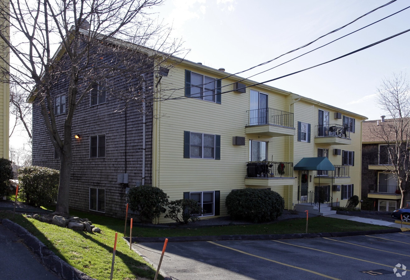 Photo - River Grove Apartments