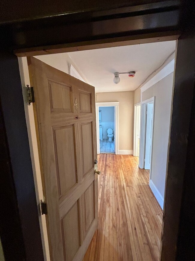 Photo - 1 Hitchcock Rd Unit 4