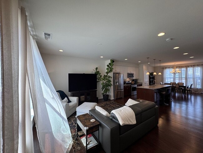 Photo - Preston Lake Townhouse