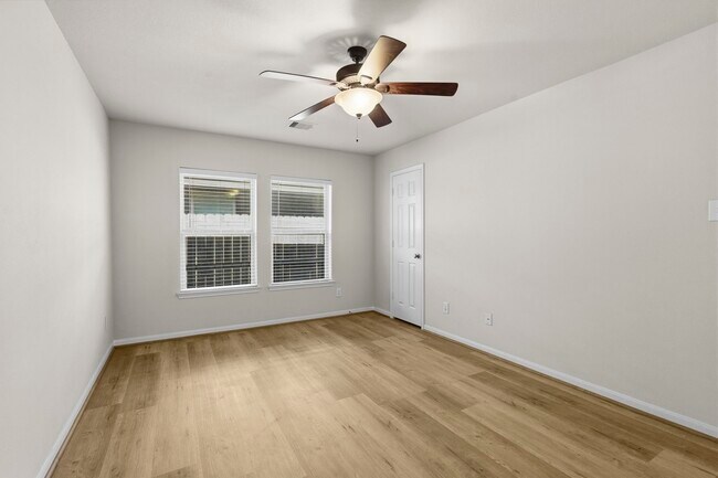 Photo - 18751 Majestic Vista Ln