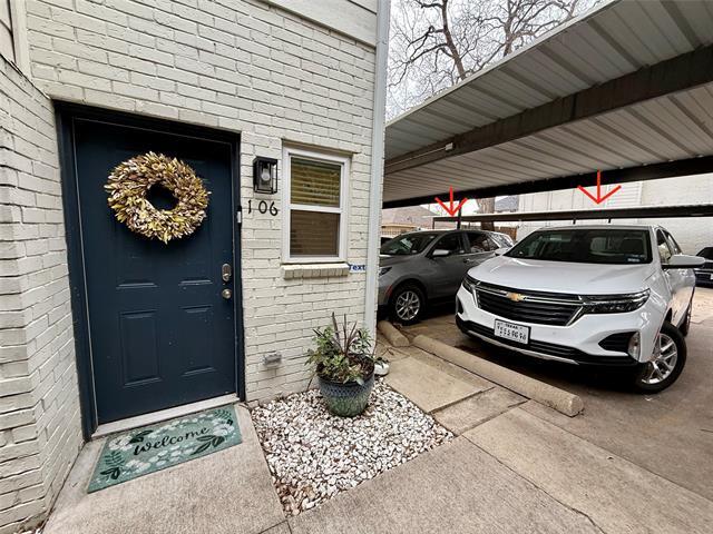 Photo - 2807 Throckmorton St Unit 106