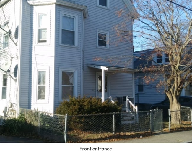 32 Silver St Unit 1