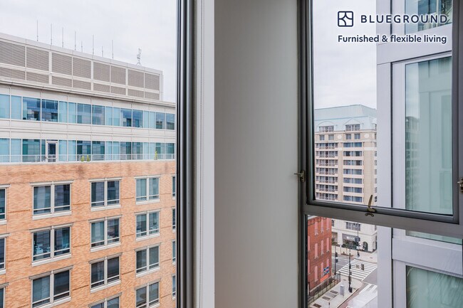 Photo - 825 10th St NW Unidad FL9-ID997