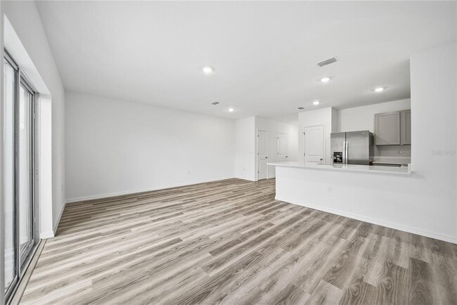 Photo - 32497 Midsummer Night Ln