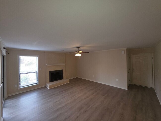 Photo - 7325 Winery Ln