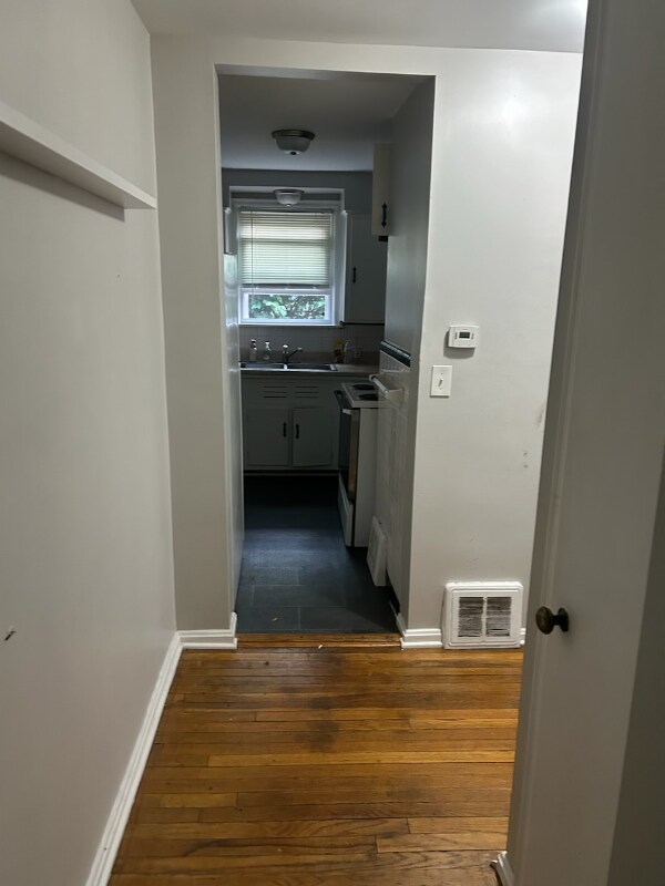 Photo - 344 Ridgeway Ave Unit 1