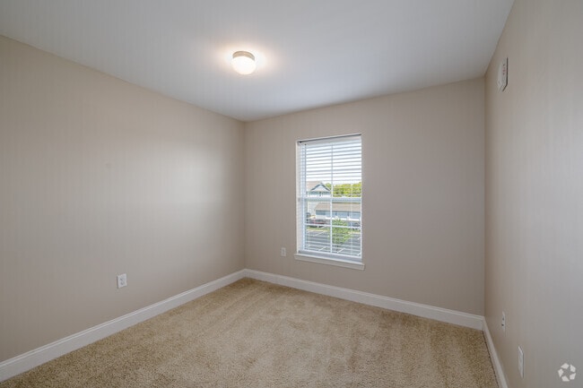Cumberland 1BR, 1BA - 661SF - Bedroom