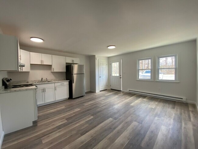 Photo - 779 Neighborhood Rd