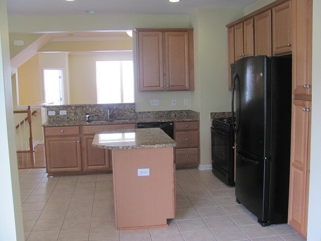 Photo - Available NOW - Must See Townhome in Liberty Crossing!