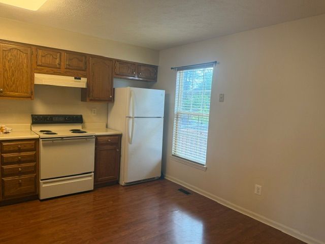 4 E Shetland Ct
