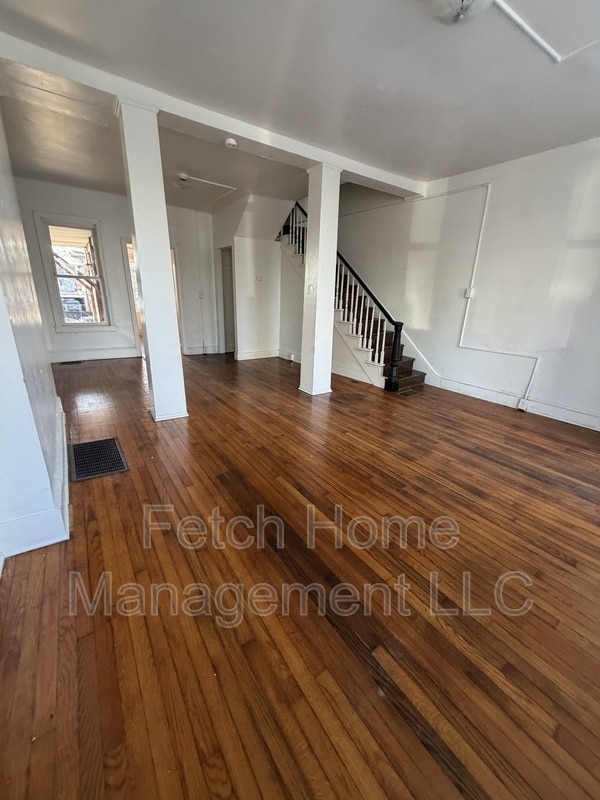 Building Photo - 30 N Franklin St