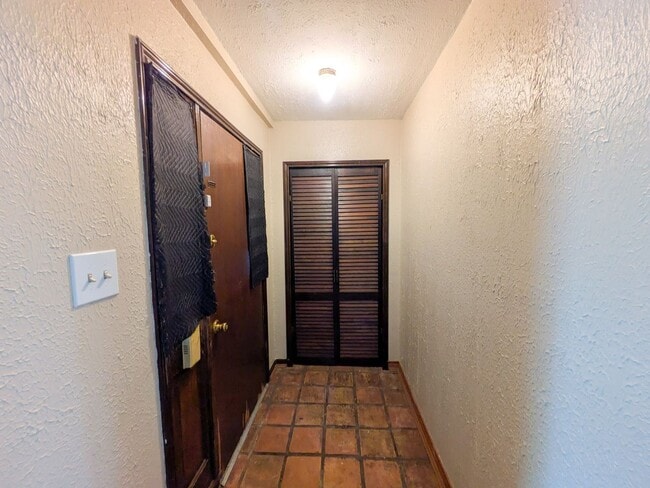 Photo - 770 Peyton Dr