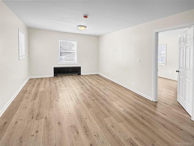 Photo - 4332 Albany Post Rd