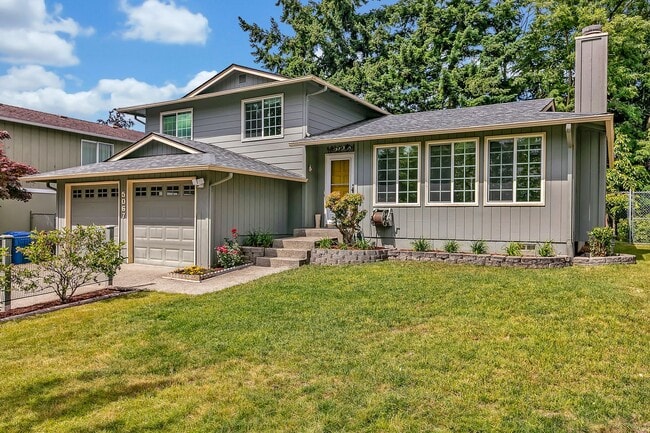 3-bedroom, 1.5-bathroom home in Tacoma, WA - 3-bedroom, 1.5-bathroom home in Tacoma, WA
