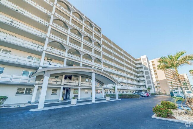 Building Photo - 5900 Shore Blvd S Unit 512 Rental