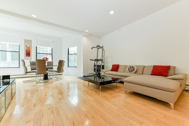 Photo - 74 Kent St Condo Unit C2