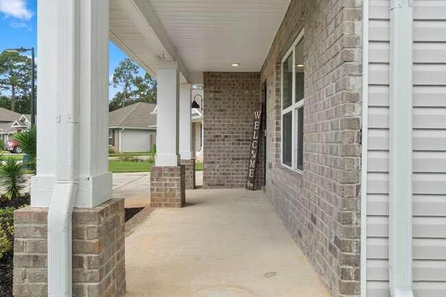 Photo - Creative Charm Meets Modern Comfort in Thi...
