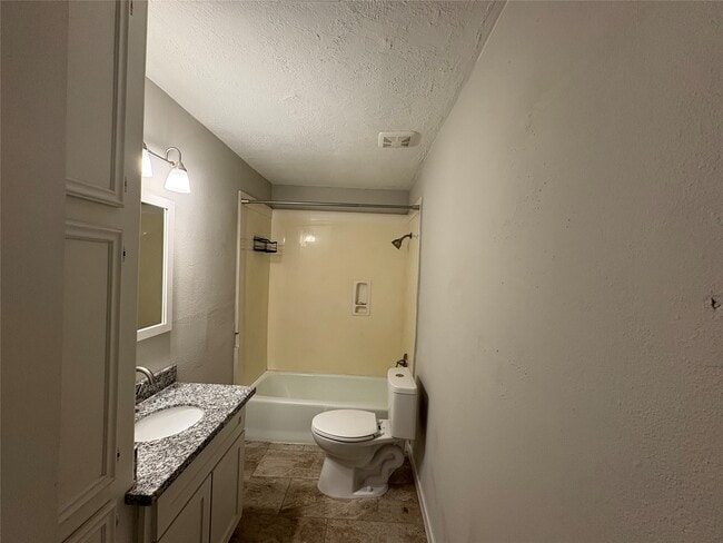 Photo - 309 Houston St