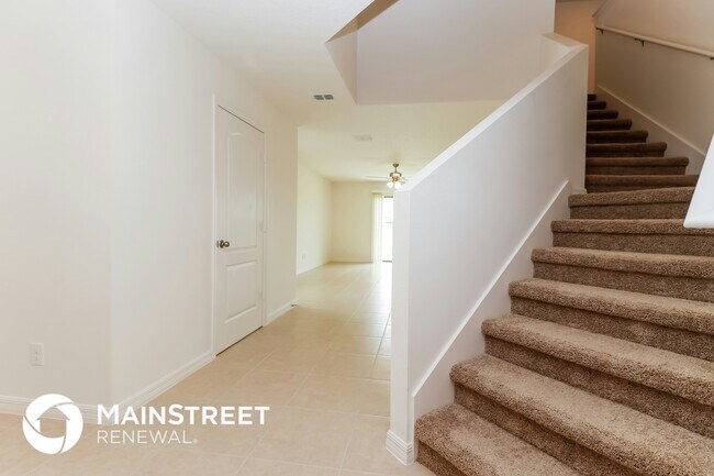 Photo - 2215 Caspian Dr