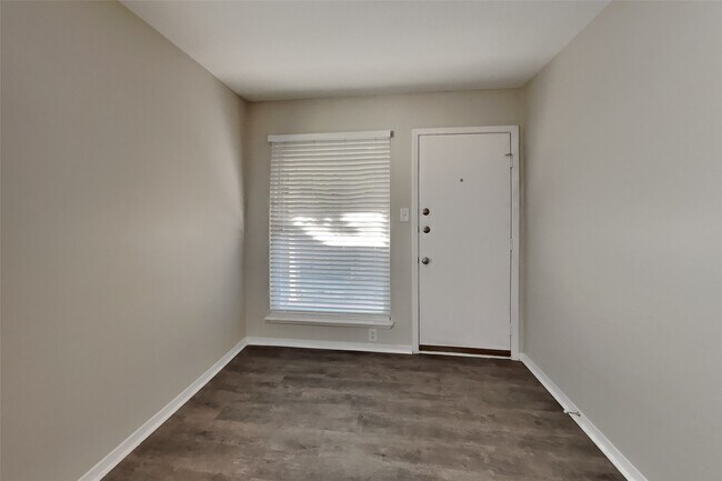 4306 Stallion Brook Ln