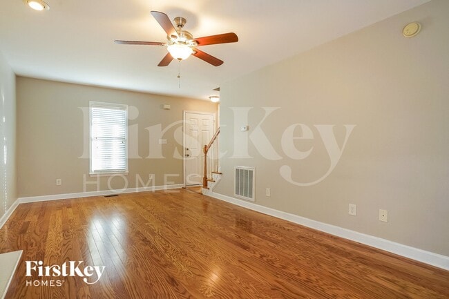 Photo - 604 Lakeview Ave