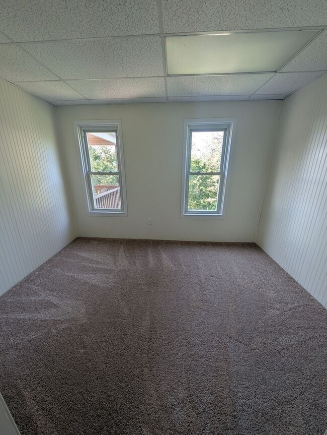 Photo - 551 Sixth St