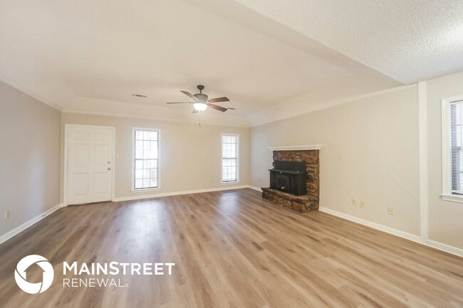 Photo - 6055 Chickasaw Dr