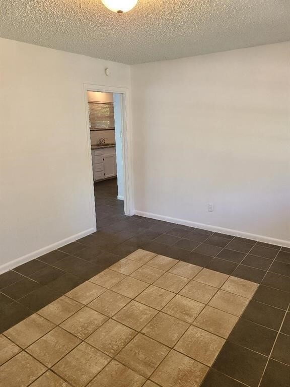 Photo - 5203 Kelling St