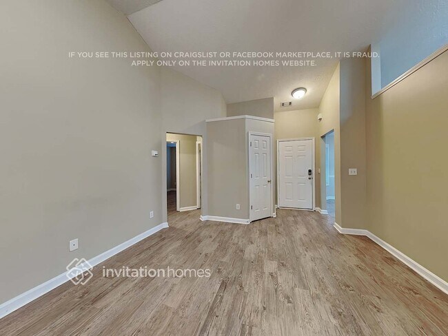 Photo - 2825 Maple Vista Ln SW