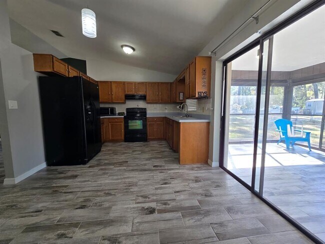 Photo - 2606 NE 22nd Ave