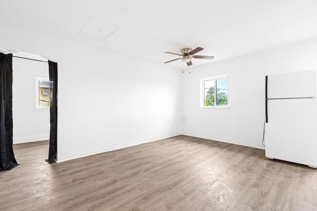 Photo - 2911 NW 132nd Terrace Unidad 4